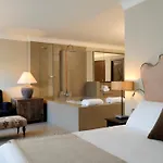 Palacio Carvajal Giron Hotell