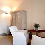 Palacio Carvajal Giron 4*