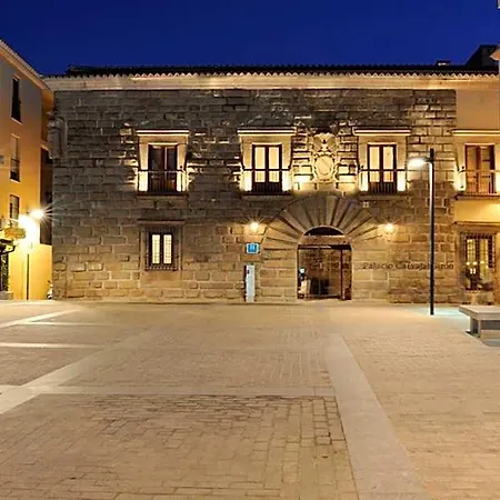 Ξενοδοχείο Palacio Carvajal Giron 4*