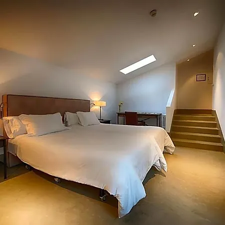Palacio Carvajal Giron 4*