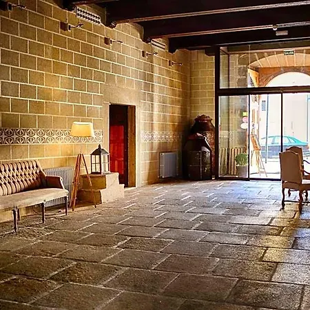 Ξενοδοχείο Palacio Carvajal Giron 4*