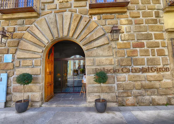 Palacio Carvajal Girón 4* Plasencia