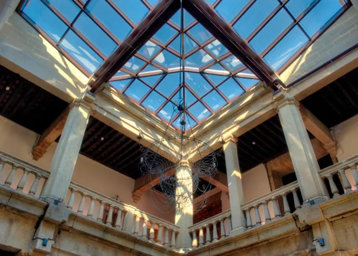 Palacio Carvajal Giron 4*