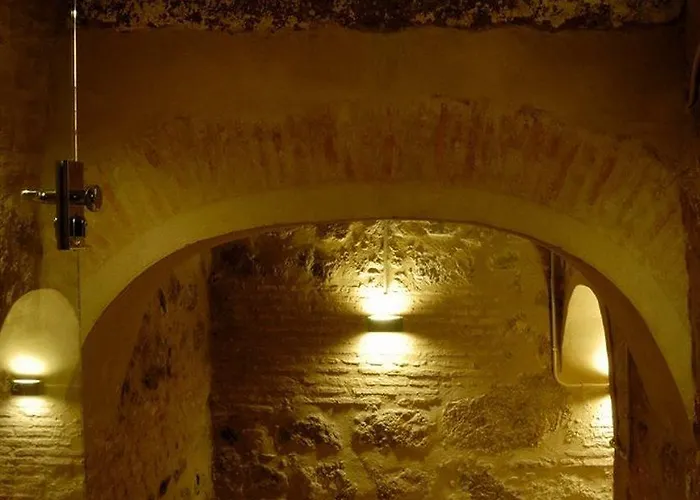 Palacio Carvajal Girón Hotel 4*